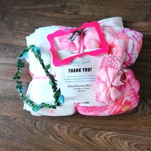 Baby milestone blanket